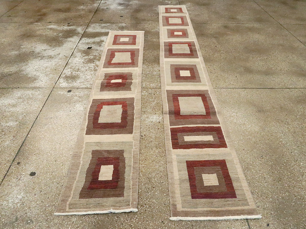 Modern Persian Tabriz Runner, No.24496 - Galerie Shabab