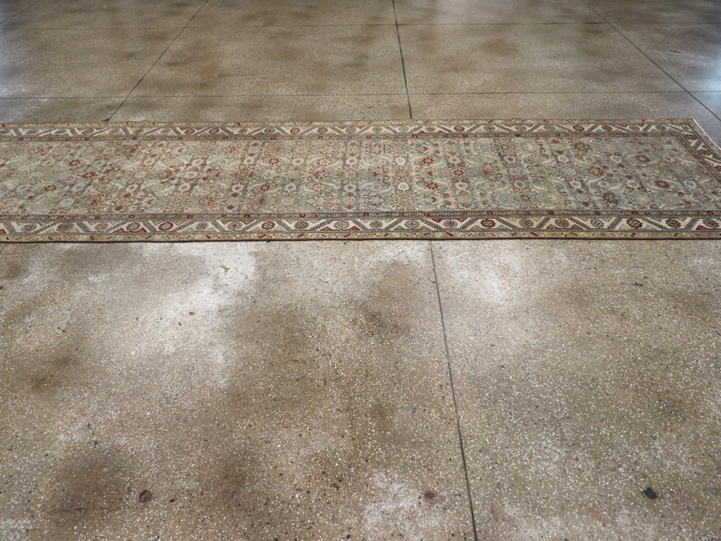 Antique Persian Malayer Runner, No.24502 - Galerie Shabab