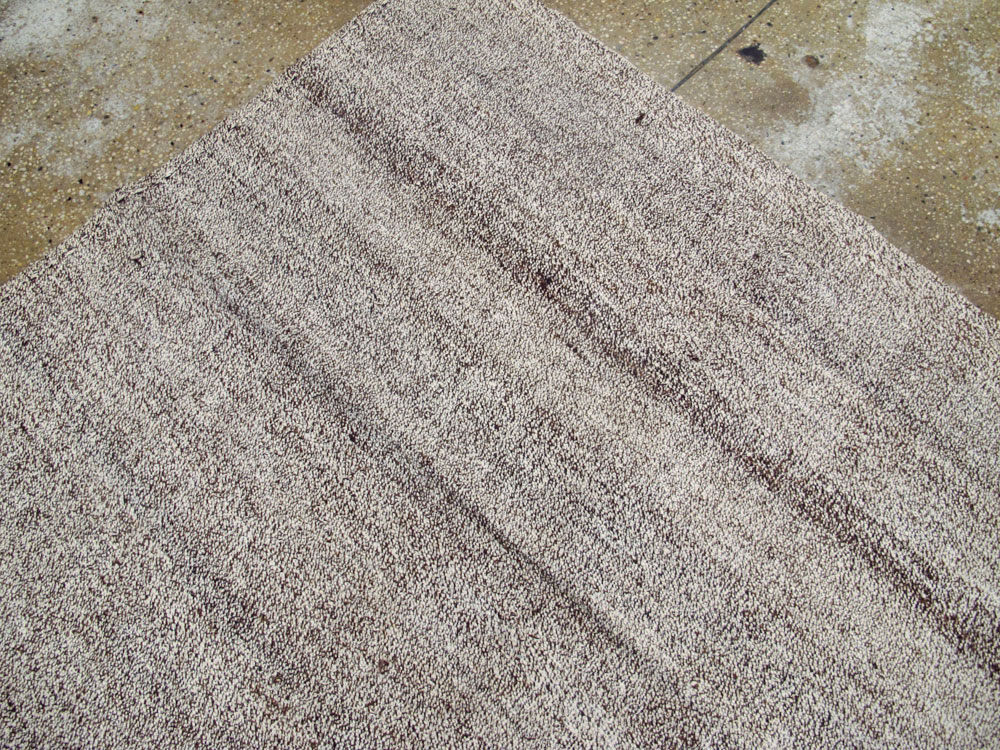 Vintage Turkish Flat-weave Kilim, No.24504 - Galerie Shabab