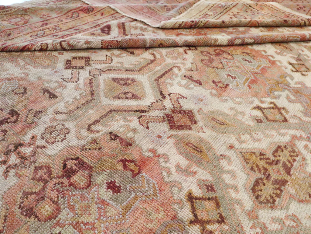 Antique Turkish Oushak Carpet, No.24509 - Galerie Shabab