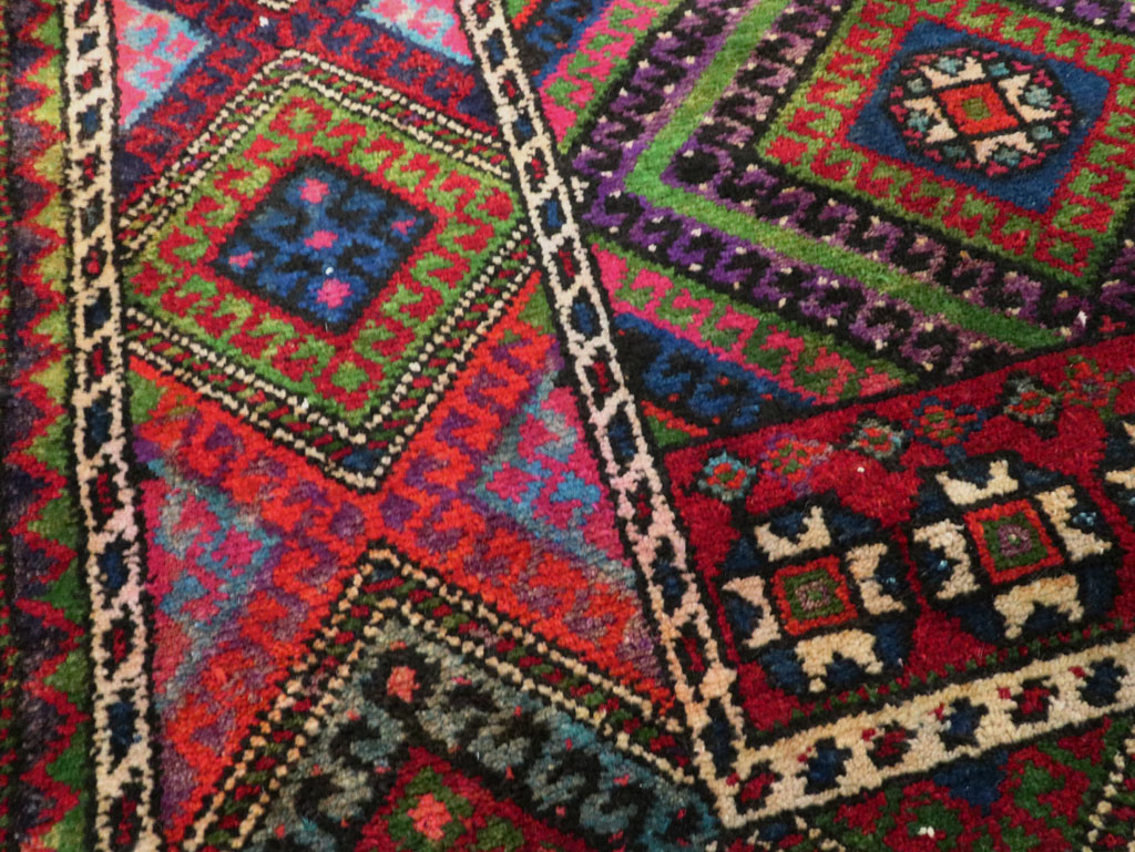Vintage Turkish Anatolian Rug, No.24511 - Galerie Shabab
