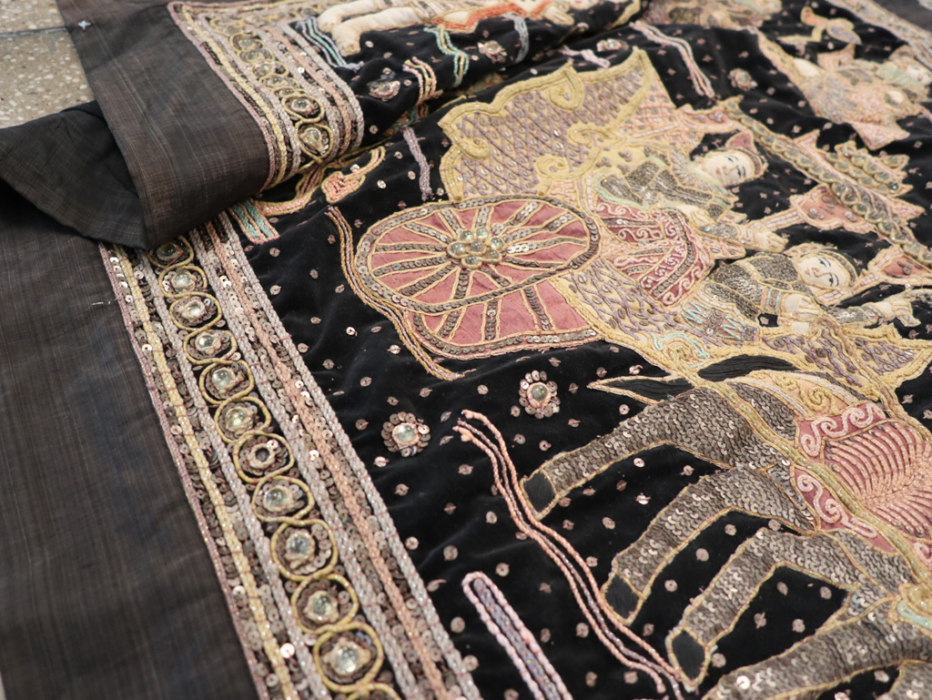 Burmese High Relief Richly Embroidered and Beaded Tapestry, No.24512 - Galerie Shabab