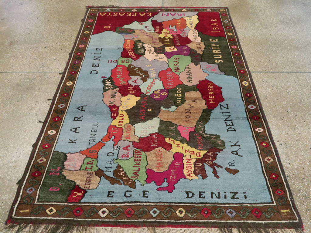 Vintage Turkish Anatolian Map Rug, No.24515 - Galerie Shabab