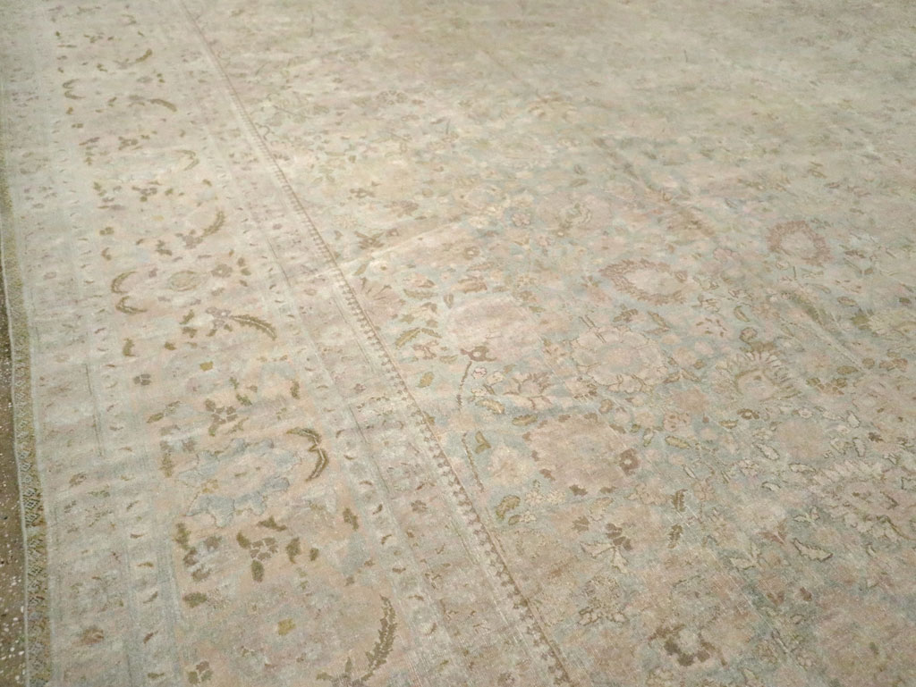 Antique Persian Tabriz Carpet, No.24516 - Galerie Shabab