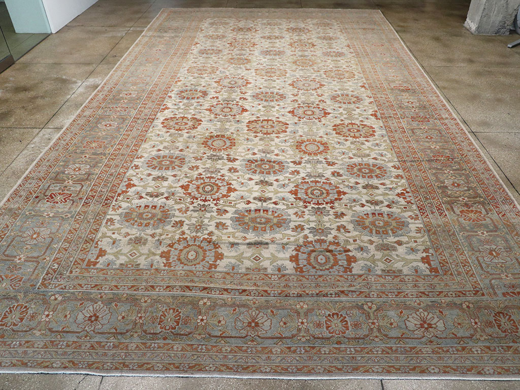 Antique Persian Bibikabad Oversize Carpet, No.24523 - Galerie Shabab