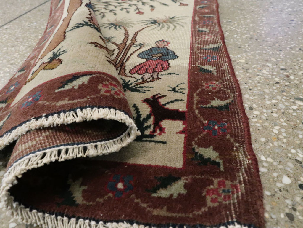 Vintage Persian Tabriz Pictorial Rug, No.24526 - Galerie Shabab