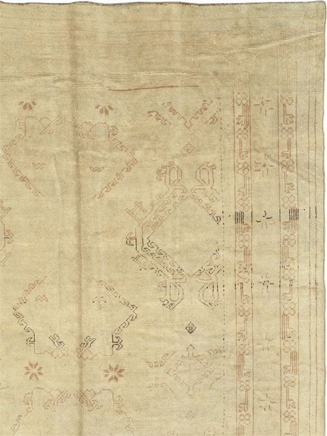 Antique Turkish Oushak Carpet, No.24530 - Galerie Shabab