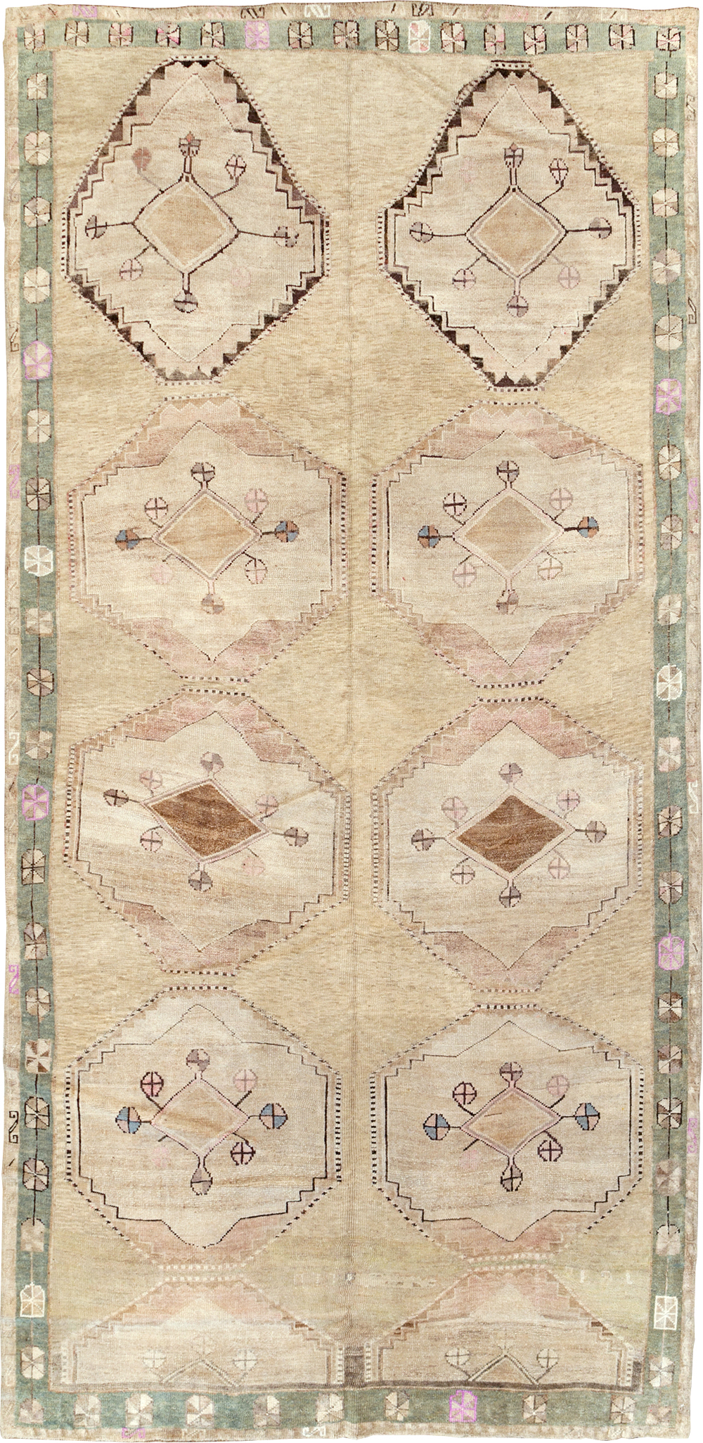 Vintage Turkish Anatolian Gallery Carpet, No.24534 - Galerie Shabab