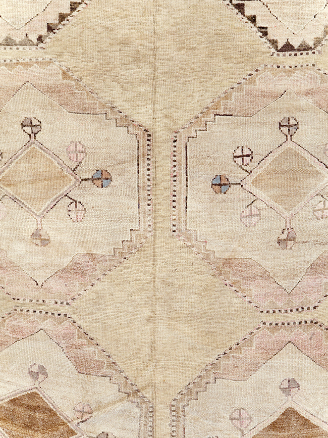 Vintage Turkish Anatolian Gallery Carpet, No.24534 - Galerie Shabab