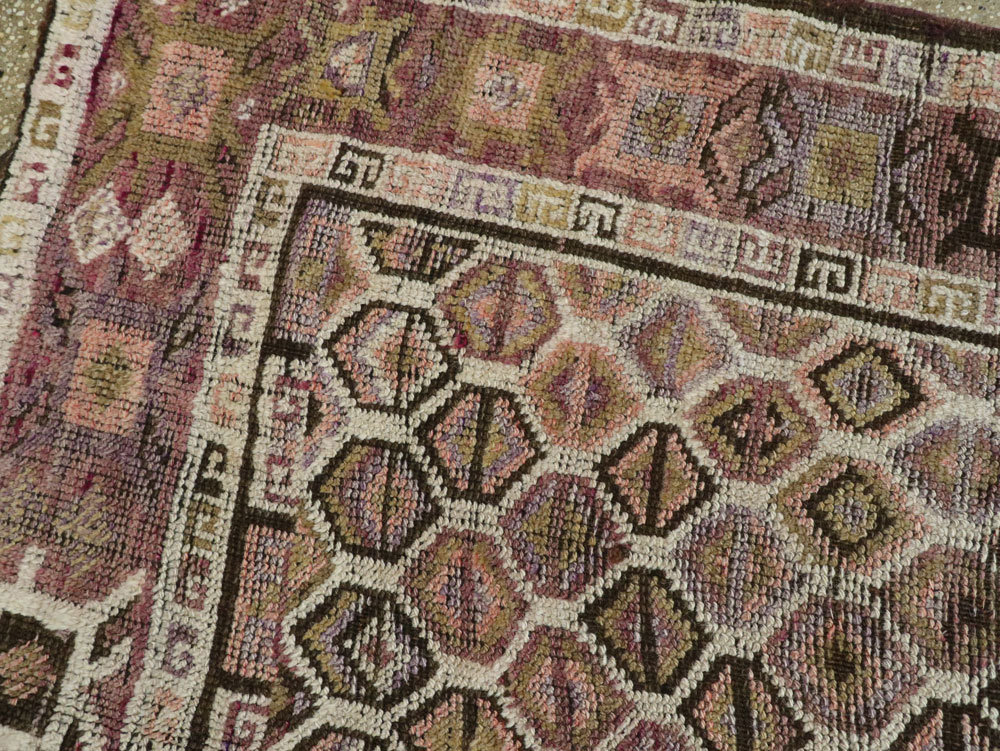 Vintage Turkish Anatolian Runner, No.24541 - Galerie Shabab