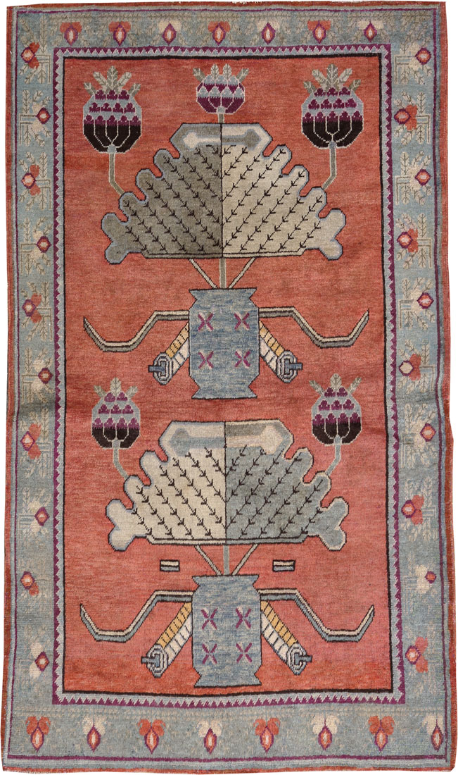 Antique Khotan Rug, No.24543 - Galerie Shabab