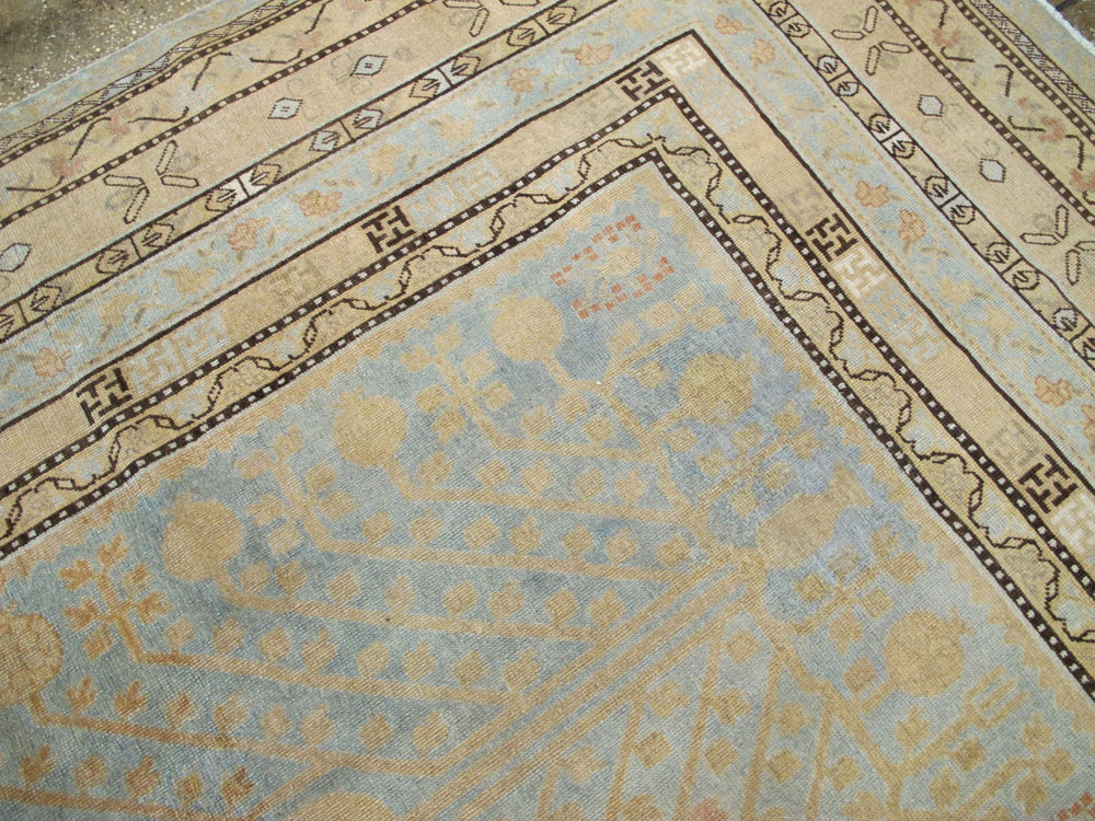 Antique East Turkestan Khotan Carpet, No.24546 - Galerie Shabab