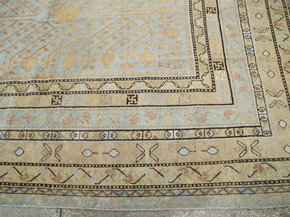 Antique East Turkestan Khotan Carpet, No.24546 - Galerie Shabab