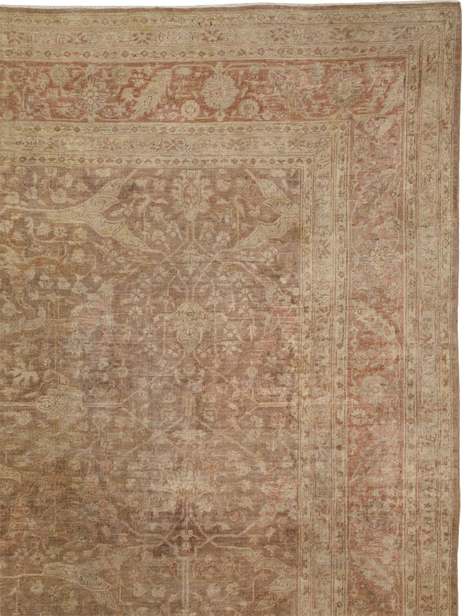 Vintage Turkish Sivas Carpet, No.24547 - Galerie Shabab