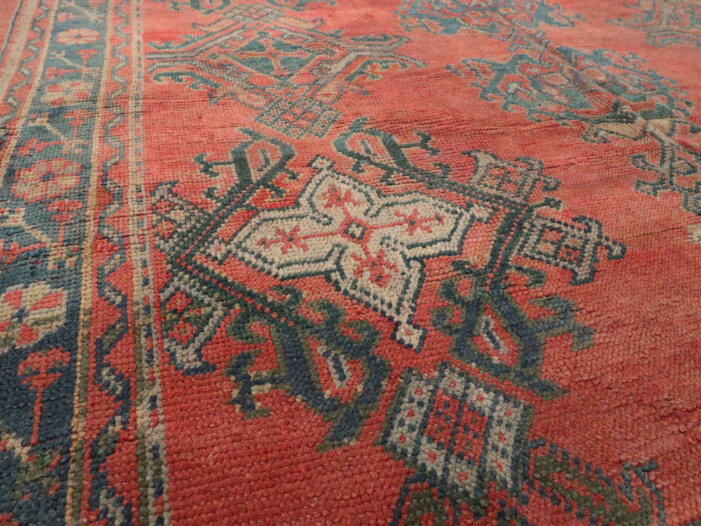 Antique Turkish Oushak Gallery Carpet, No.24548 - Galerie Shabab