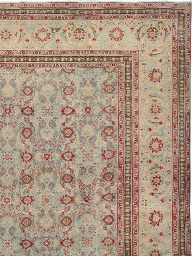 Antique Persian Tabriz Carpet, No.24559 - Galerie Shabab
