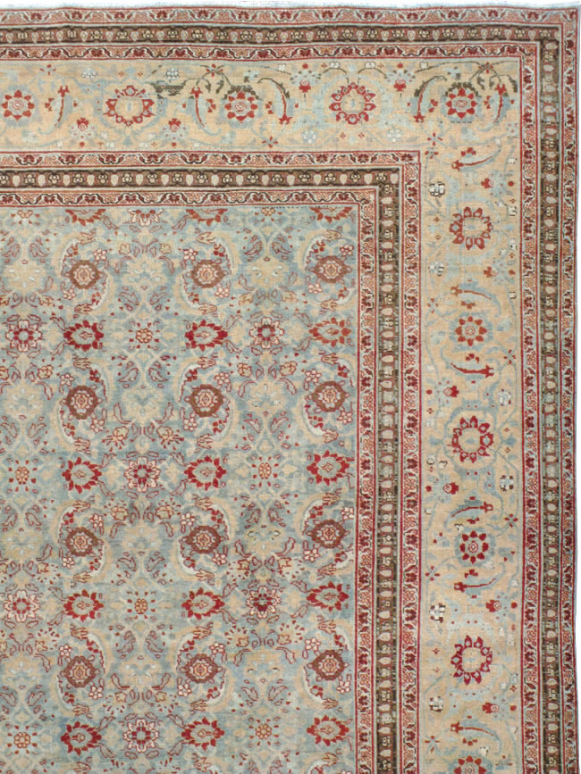 Antique Persian Tabriz Carpet, No.24559 - Galerie Shabab