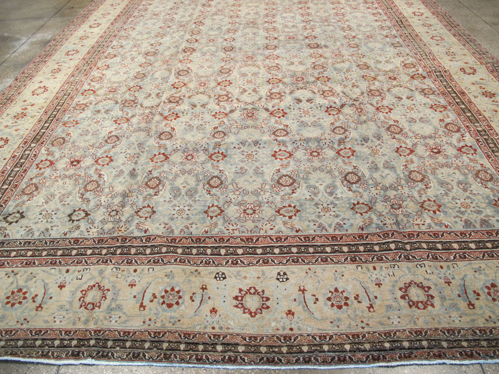 Antique Persian Tabriz Carpet, No.24559 - Galerie Shabab
