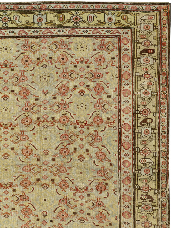 Antique Persian Kurd Accent Rug, No.24560 - Galerie Shabab