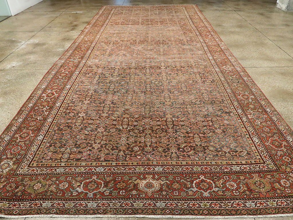 Antique Persian Mahal Carpet, No.24566 - Galerie Shabab