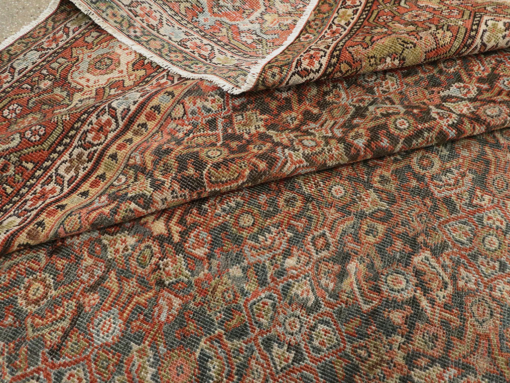 Antique Persian Mahal Carpet, No.24566 - Galerie Shabab
