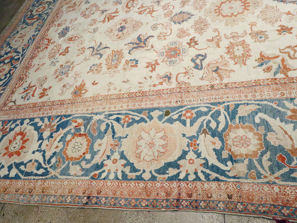 Antique Persian Sultanabad Carpet, No.24573 - Galerie Shabab