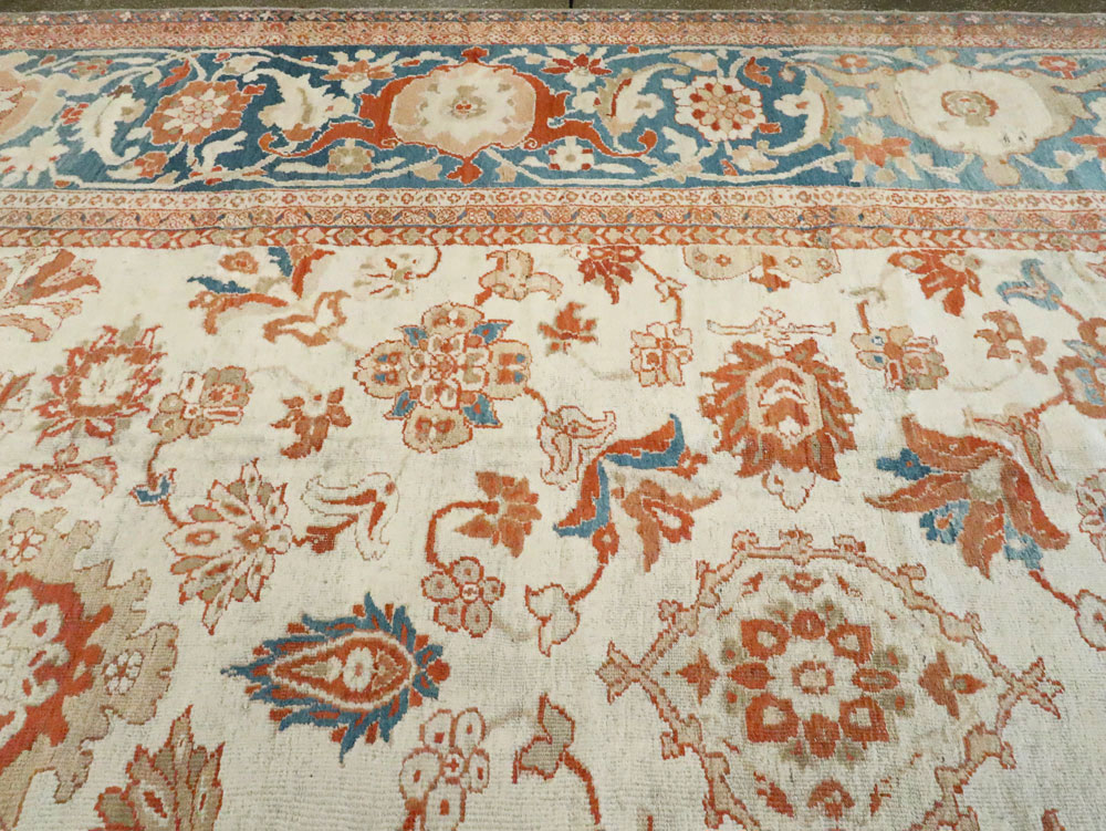 Antique Persian Sultanabad Carpet, No.24573 - Galerie Shabab