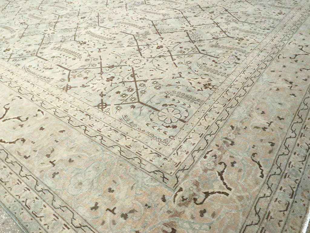 Antique Persian Tabriz Carpet, No.24579 - Galerie Shabab
