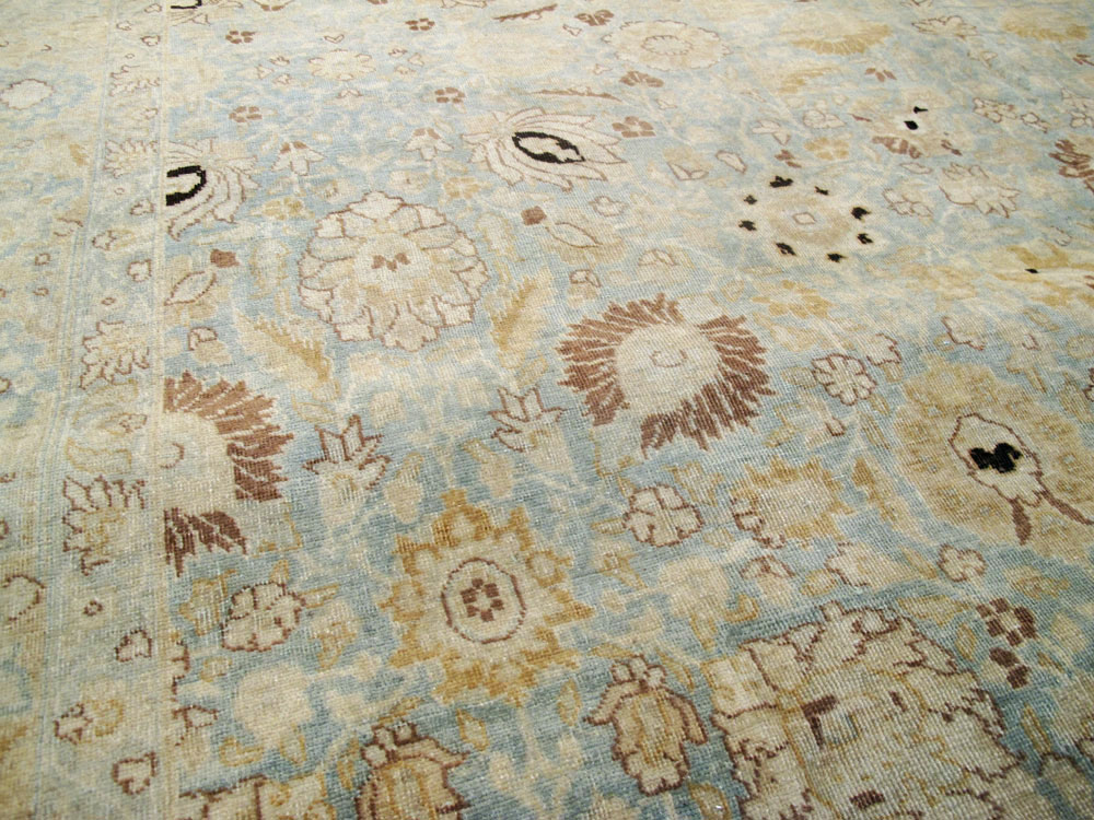 Antique Persian Tabriz Carpet, No.24596 - Galerie Shabab