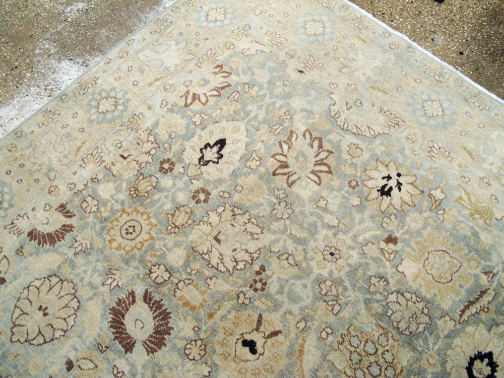 Antique Persian Tabriz Carpet, No.24596 - Galerie Shabab