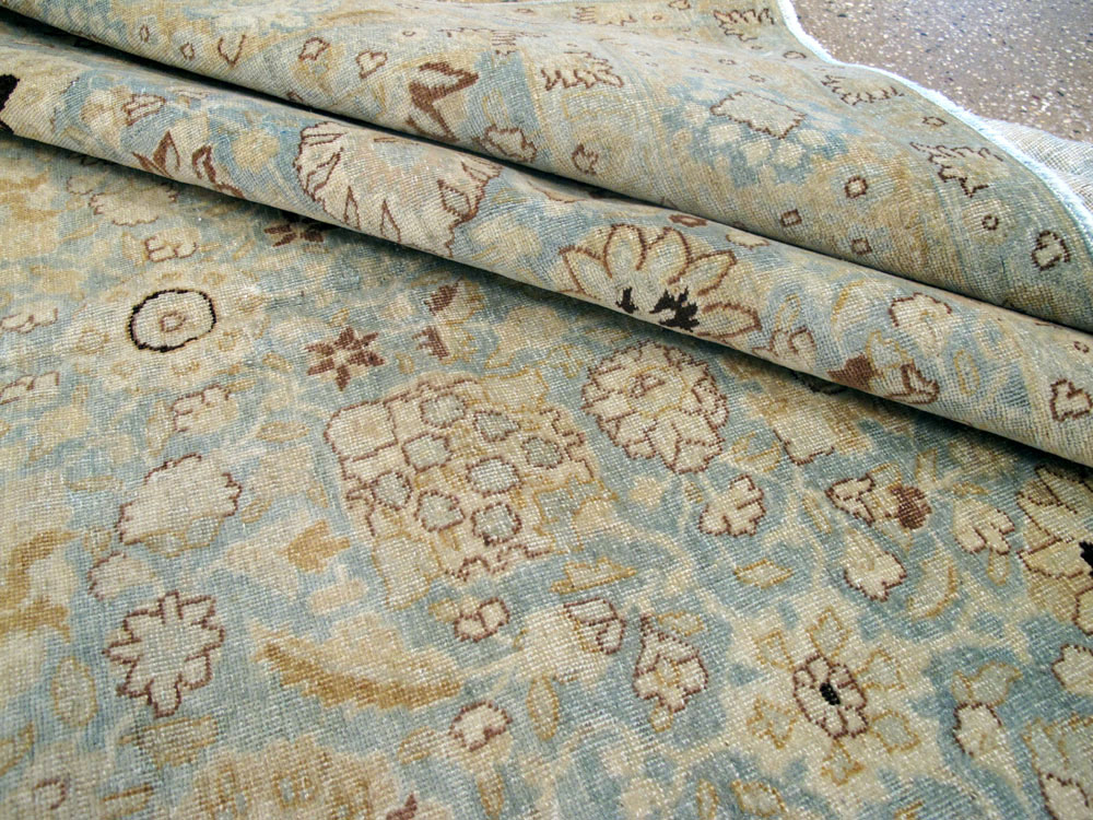 Antique Persian Tabriz Carpet, No.24596 - Galerie Shabab