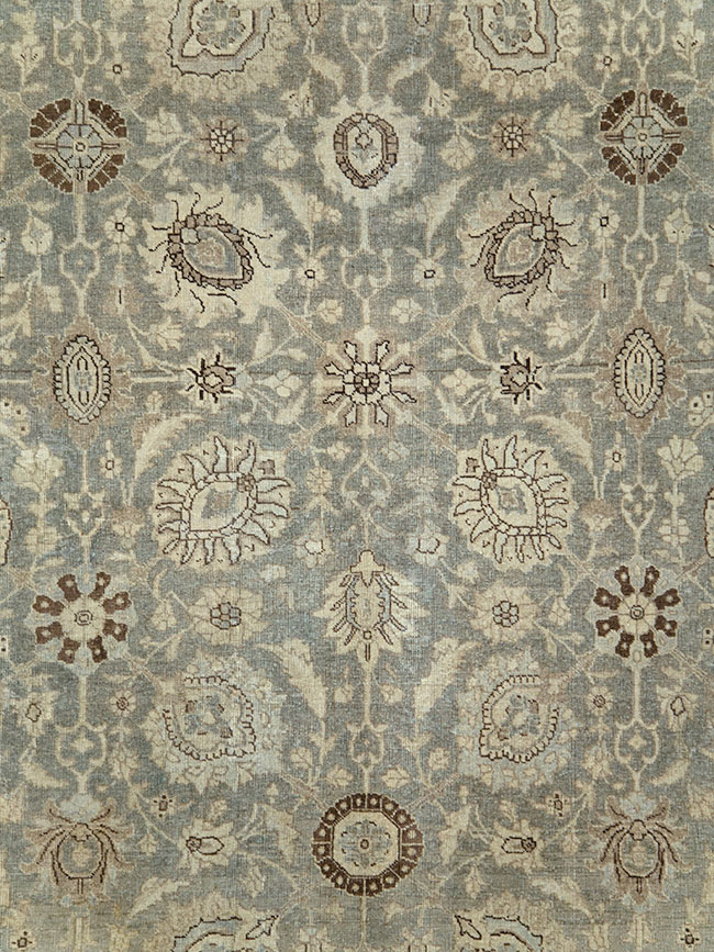 Antique Persian Tabriz Room Size Carpet, No.24597 - Galerie Shabab