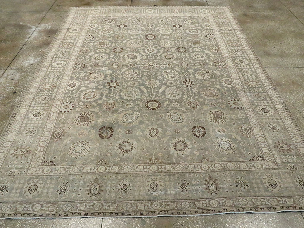 Antique Persian Tabriz Room Size Carpet, No.24597 - Galerie Shabab