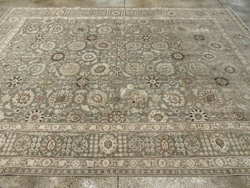 Antique Persian Tabriz Room Size Carpet, No.24597 - Galerie Shabab
