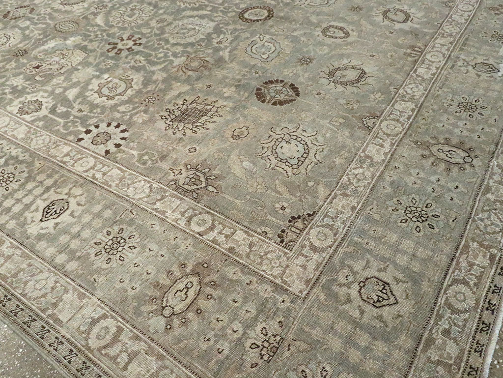 Antique Persian Tabriz Room Size Carpet, No.24597 - Galerie Shabab
