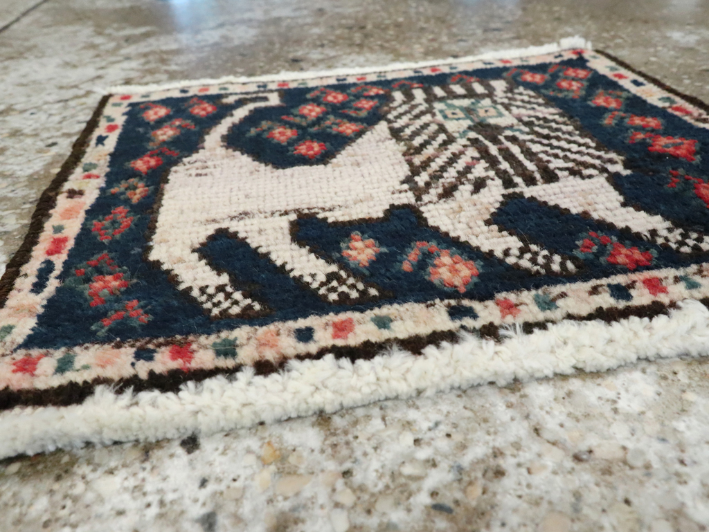 Antique Persian Hamadan Pictorial Rug, No.24612 - Galerie Shabab