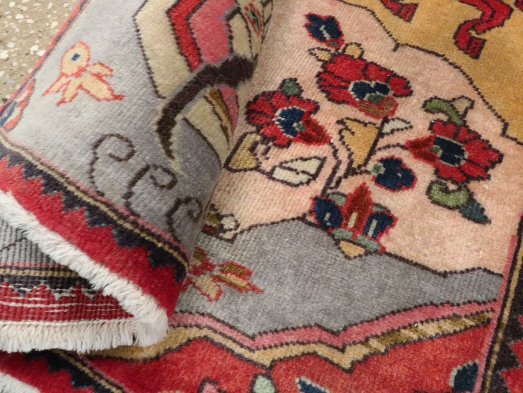 Vintage Persian Tabriz Pictorial Rug, No.24615 - Galerie Shabab