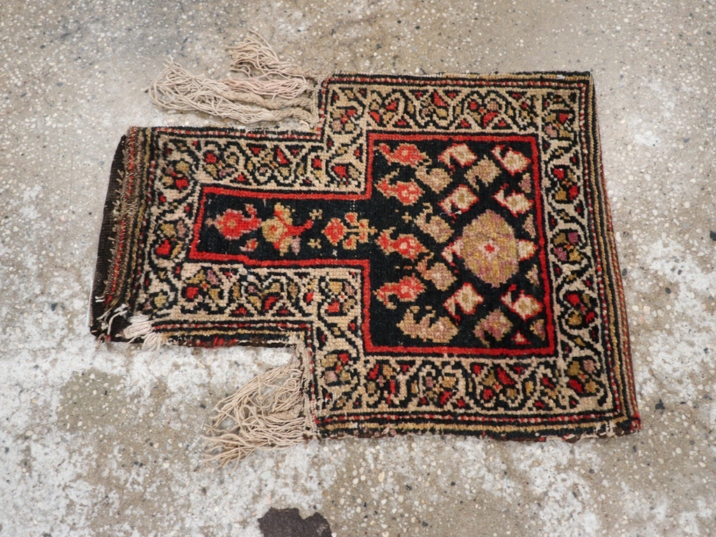 Vintage Persian Kurdish Salt Bag (Namakdan), No.24618 - Galerie Shabab