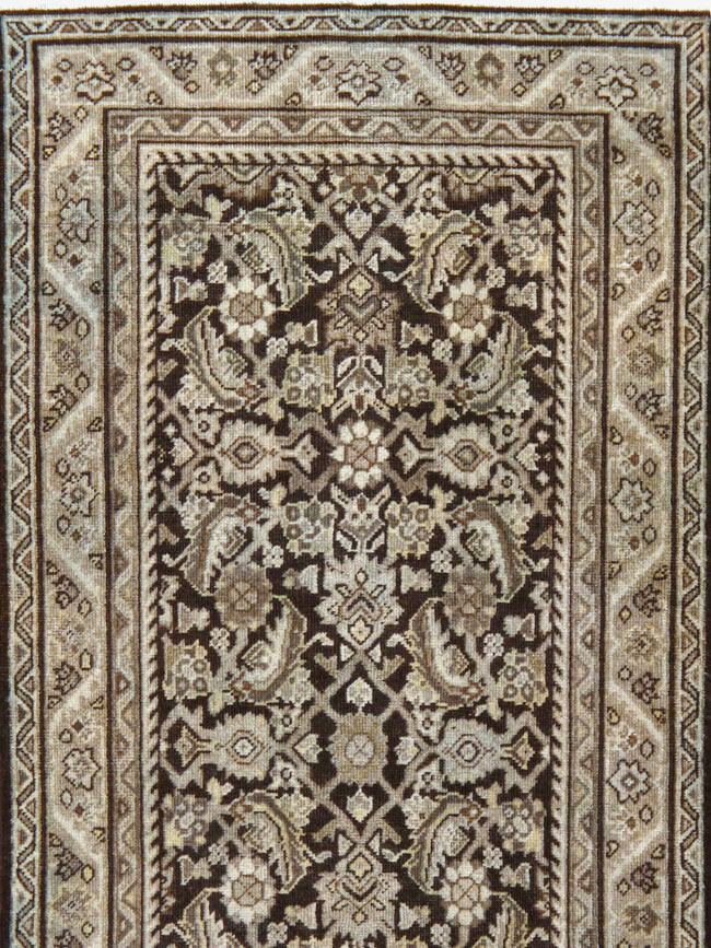 Antique Persian Mahal Runner, No.24662 - Galerie Shabab