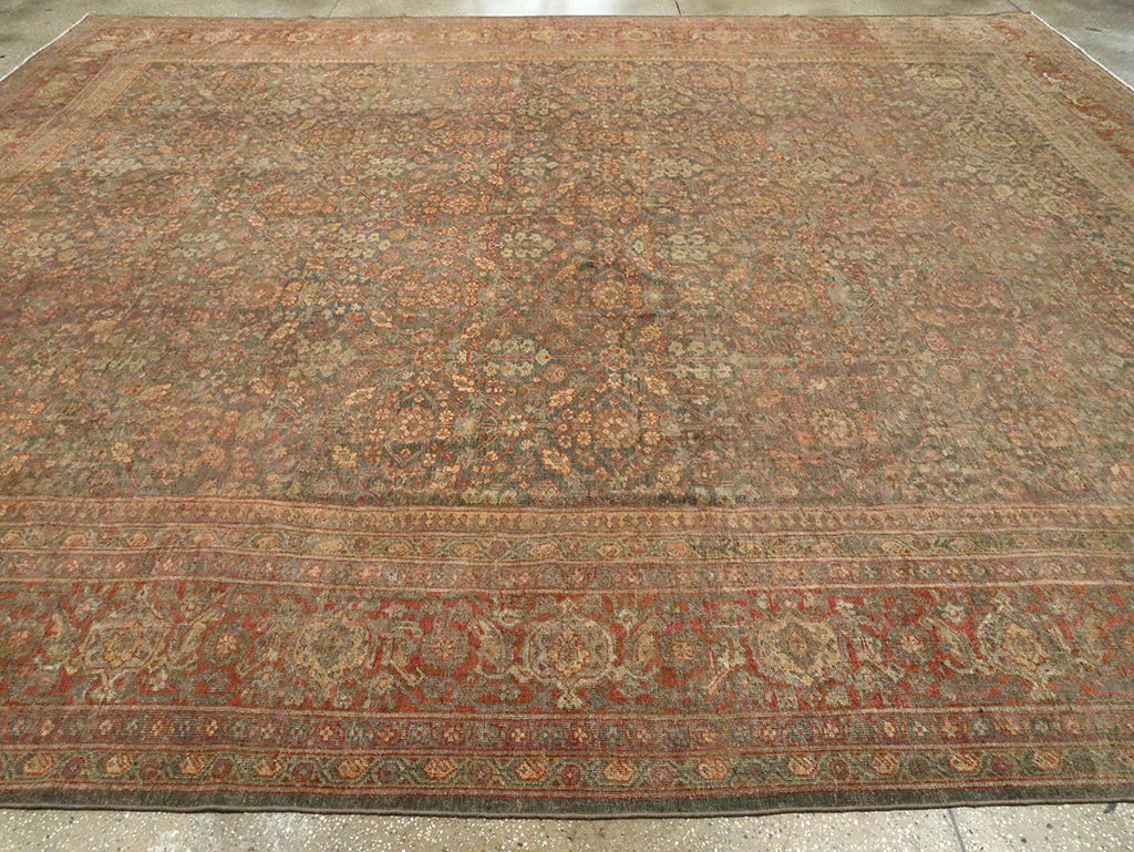 Antique Persian Mahal Carpet, No.24669 - Galerie Shabab