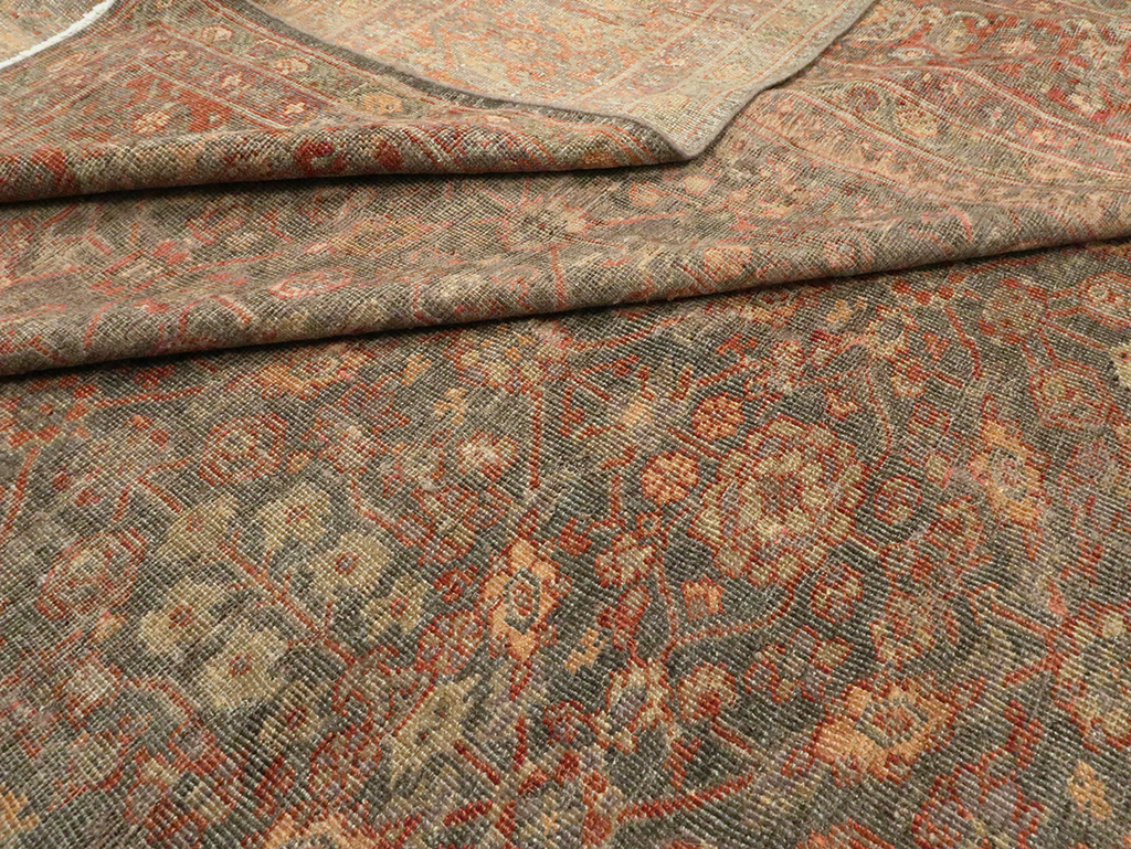 Antique Persian Mahal Carpet, No.24669 - Galerie Shabab