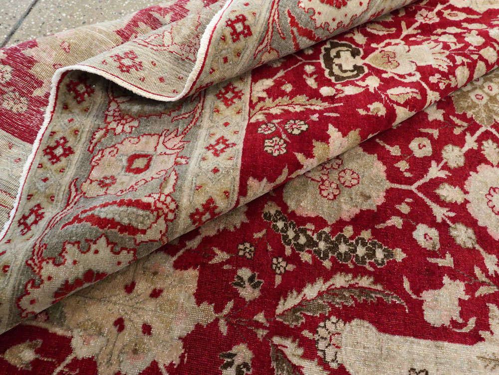 Antique Persian Tabriz Gallery Carpet, No.24680 - Galerie Shabab