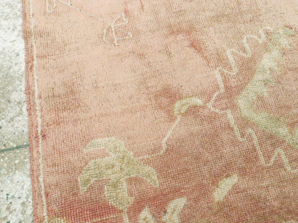 Antique Turkish Oushak Rug, No.24683 - Galerie Shabab