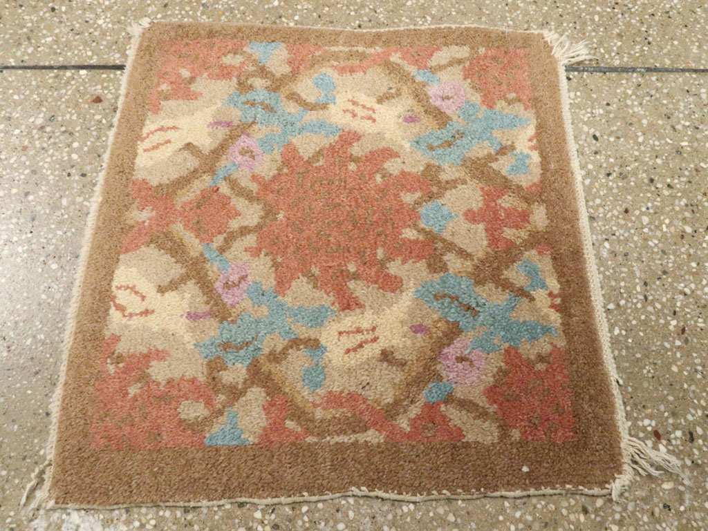 Antique Chinese Peking Rug, No.24690 - Galerie Shabab