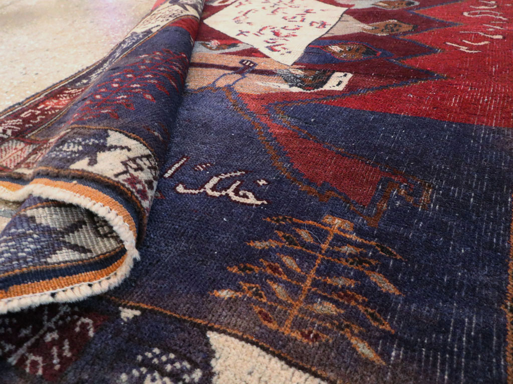 Vintage Persian Baluch Pictorial Rug, No.24702 - Galerie Shabab
