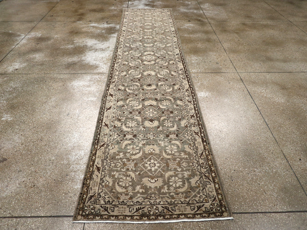 Vintage Persian Malayer Runner, No.24704 - Galerie Shabab