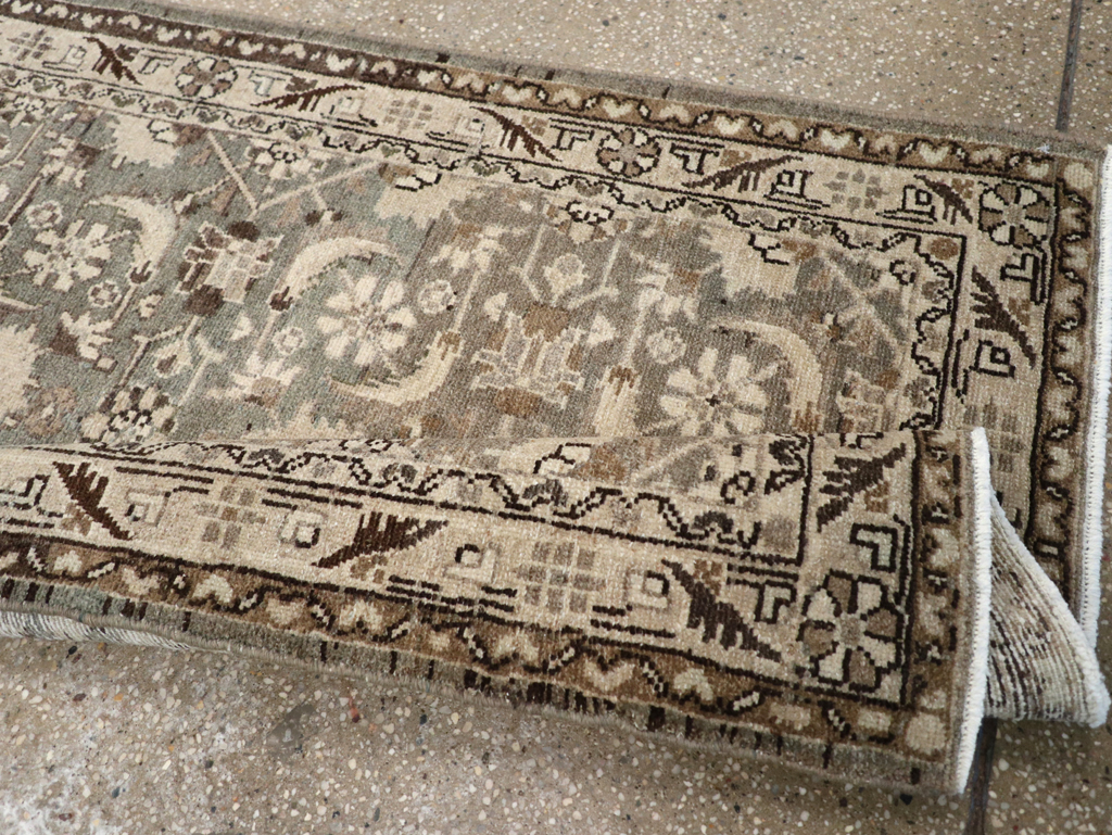 Vintage Persian Malayer Runner, No.24704 - Galerie Shabab