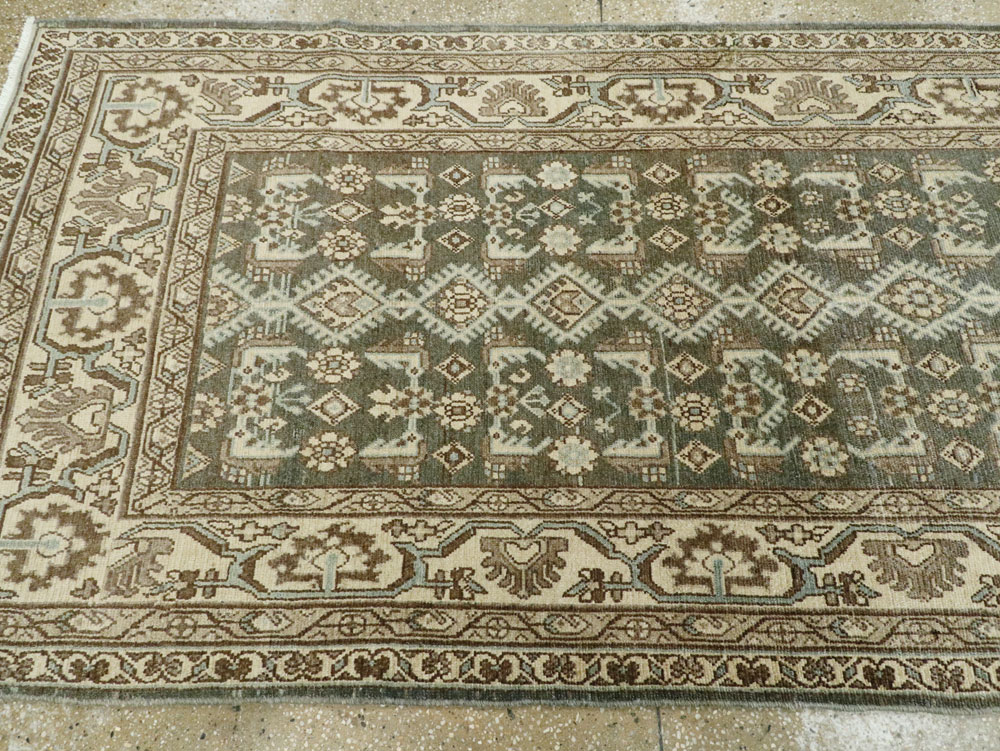 Vintage Persian Malayer Runner, No.24706 - Galerie Shabab