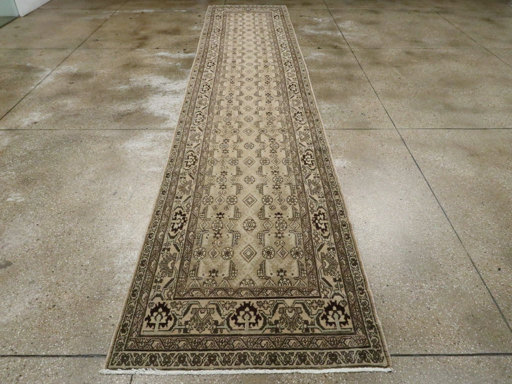 Vintage Persian Malayer Runner, No.24708 - Galerie Shabab