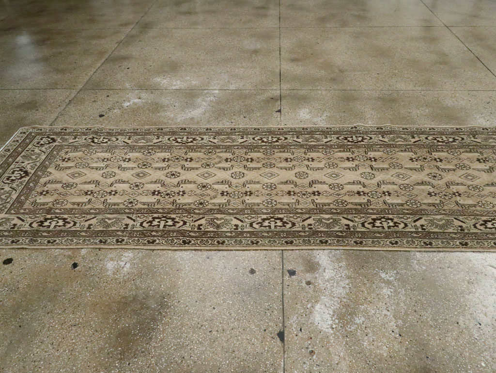 Vintage Persian Malayer Runner, No.24708 - Galerie Shabab